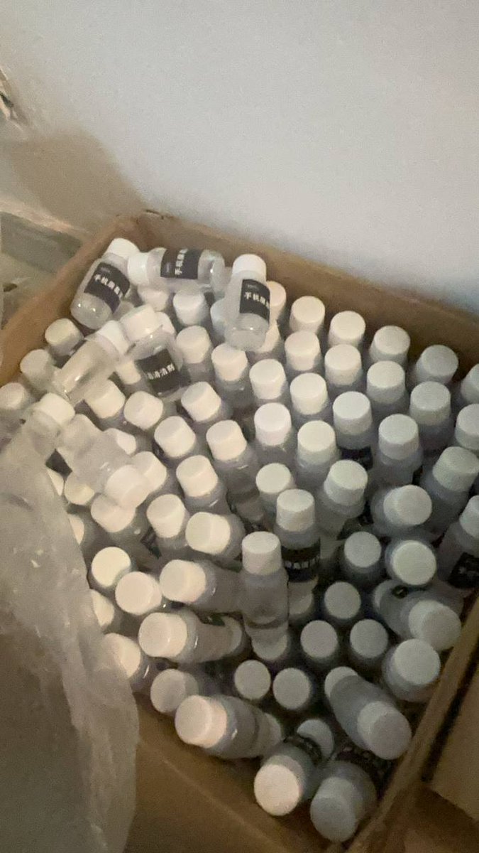 p_duhan's tweet image. spin现货当天下午5点即发，比rush更安全，全国无禁区，多种使用方法相比rush适用于更多群体，使用方法详情tg咨询，下单联系QQ：2018072047
#rush推荐 #rush出售 #出rush #固体rush #情趣用品 #rush厂家 #同志用品 #高浓度rush #rush套盒 #0水 #spin #rush #控rush #出肉  #催情 #伪娘 #雌堕 #男同 #gay