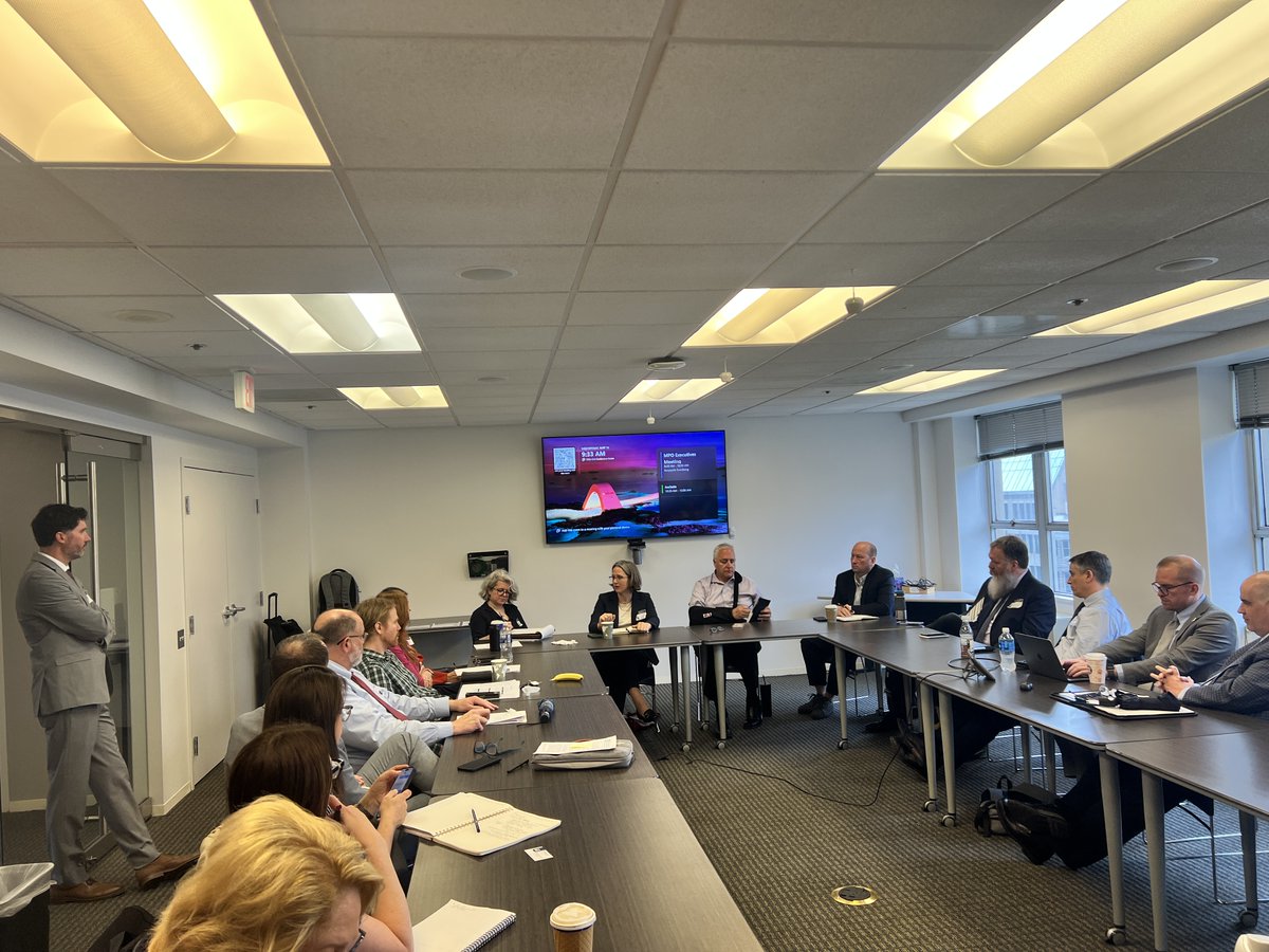 Day 2 of the AMPO-NARC Joint Fly-In for #InfrastructureWeek is off to a strong start! This morning's roundtable features insights from industry experts Rebecca Higgins (<a href="/EnoTrans/">Eno Center for Transportation</a>) and Rob Puentes (<a href="/BrookingsInst/">The Brookings Institution</a>) as we dive into the future of transportation policy.