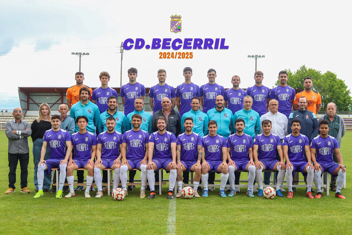 𝐅𝐨𝐭𝐨 𝐝𝐞 𝐟𝐚𝐦𝐢𝐥𝐢𝐚 🖼️💜

#VamosBece #TodoAlMorado