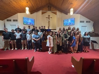 Our Seniors might be done with classes and exams, but this week is a busy one for them. 

Baccalaureate took place last night at JCity Church, and now their off to Holiday World for Senior Trip.  😎 Up next, graduation practice and graduation ceremony. 🎓