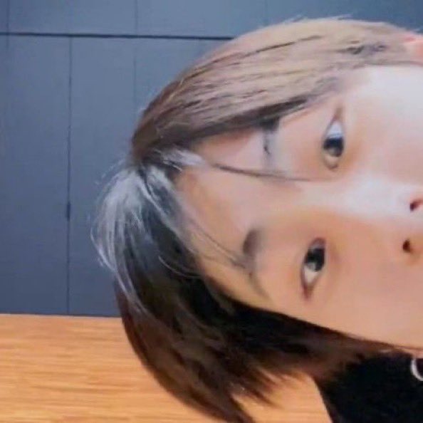 yjwonzyn's tweet photo. peek a won https://t.co/KrGYuxn7dk