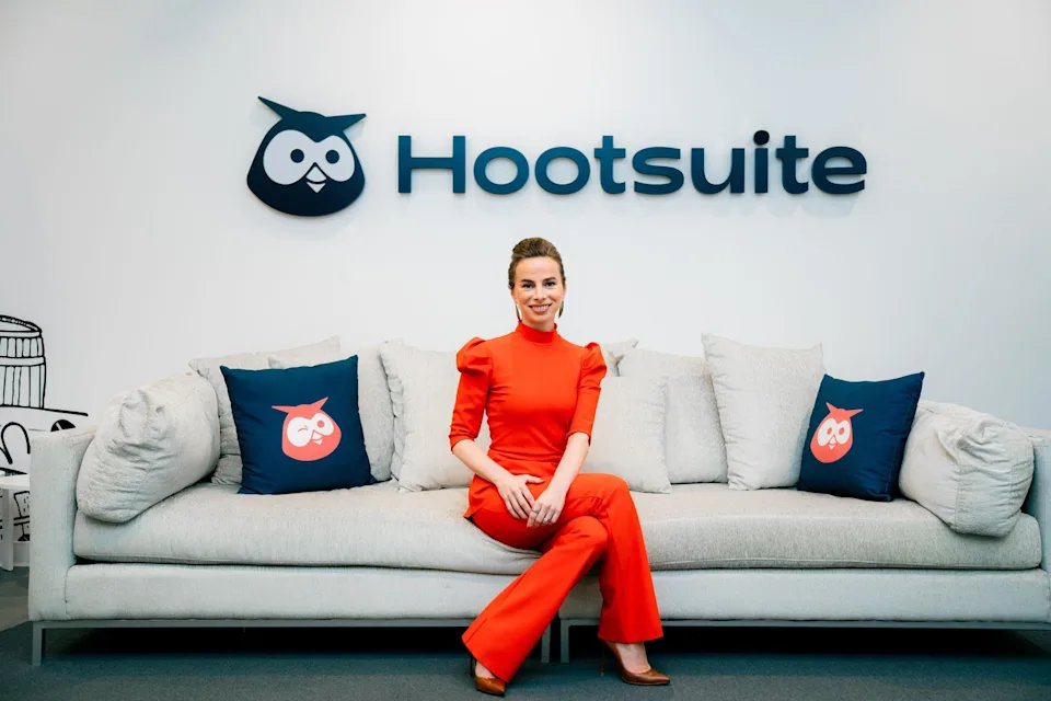 The Social C-Suite (@thesocialcsuite) on Twitter photo CEOs must be visible on social media to connect with Gen Z and avoid being "ghosted" according to Hootsuite CEO <a href="/IrinaNovoselsky/">Irina Novoselsky</a>, who in this Yahoo Business article emphasises the importance of authentic engagement.
➡️ uk.finance.yahoo.com/news/hootsuite… CEOs must be visible on social media to connect with Gen Z and avoid being "ghosted" according to Hootsuite CEO <a href="/IrinaNovoselsky/">Irina Novoselsky</a>, who in this Yahoo Business article emphasises the importance of authentic engagement.
➡️ uk.finance.yahoo.com/news/hootsuite…