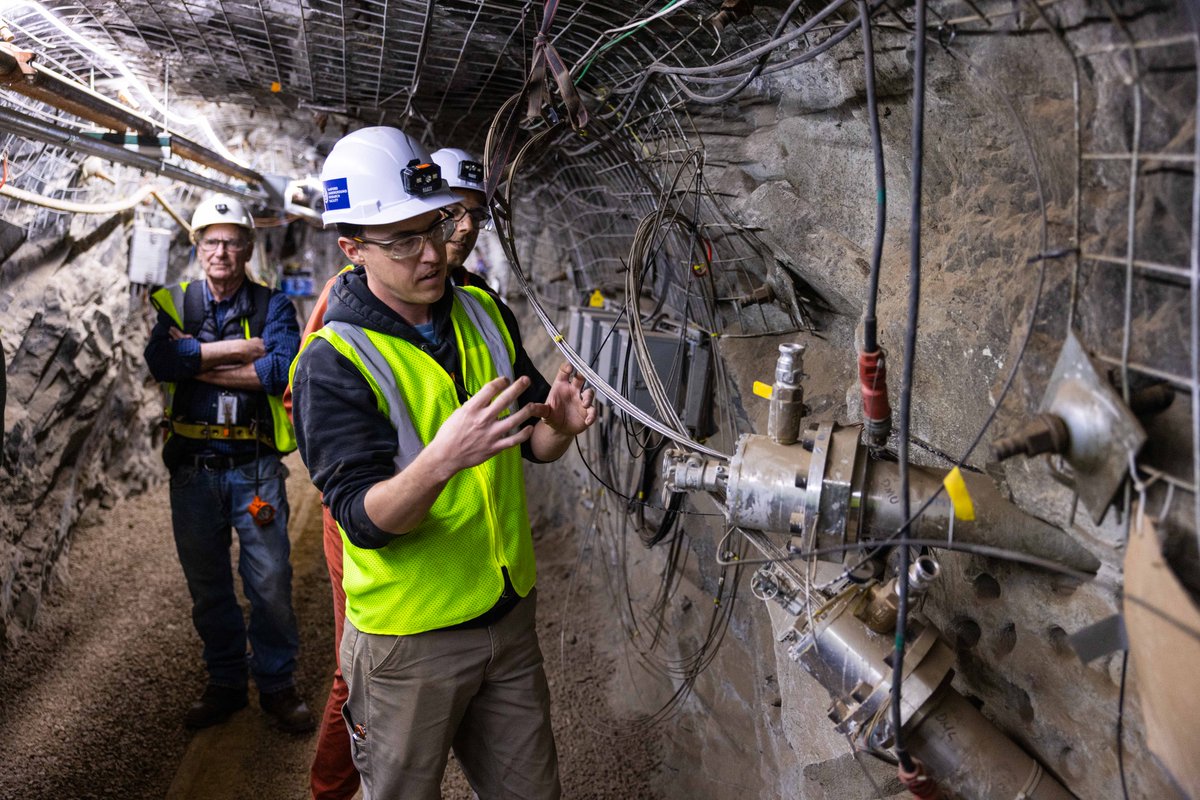 By simulating the conditions deep inside the Earth, CUSSP is helping to advance enhanced geothermal systems—a technology that could make #geothermal power plants possible almost anywhere on the planet.

Read more: sanfordlab.org/news/geotherma…