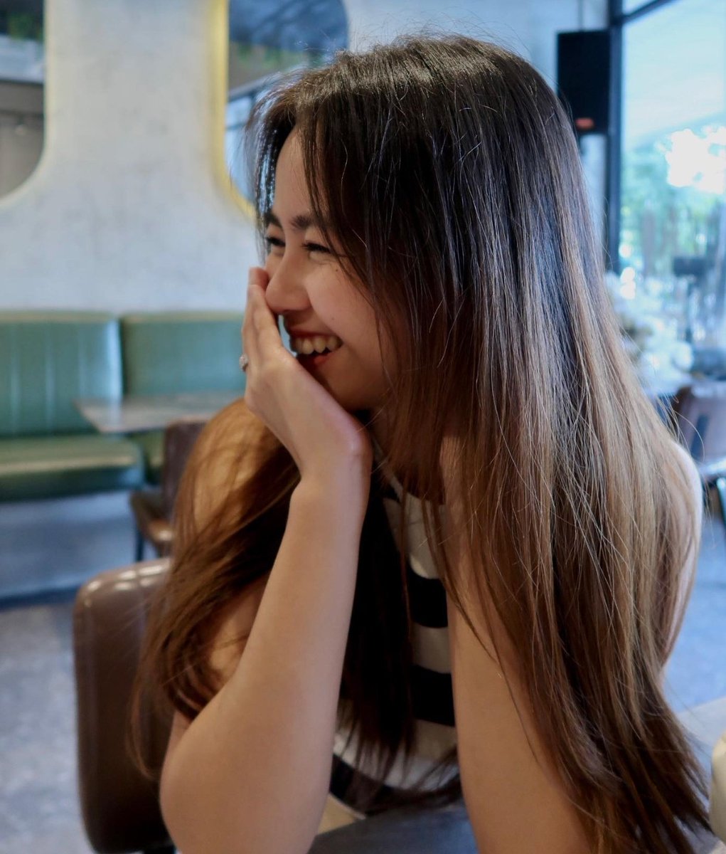 Bean_Muhlach's tweet photo. An #ashdres au wherein

Dionne Angelique Sy (Ash) and Matteo Antonio Zobel (AA) are highschool bestfriends that became lovers. They were together for five years and are so deeply inlove with each other. Their relationship was almost perfect, relasyon na punong puno ng saya++ https://t.co/biwUokB7nR