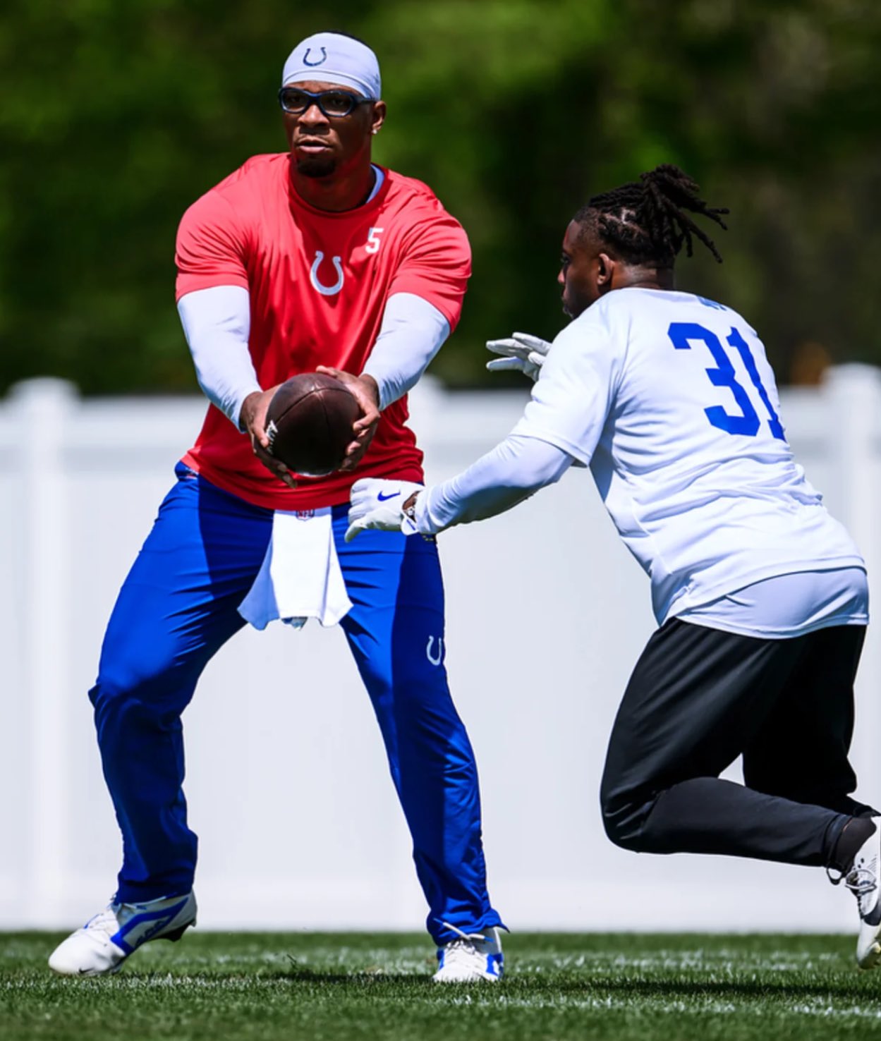 Colts’ Anthony Richardson looks like a monster with hulked-up physique
