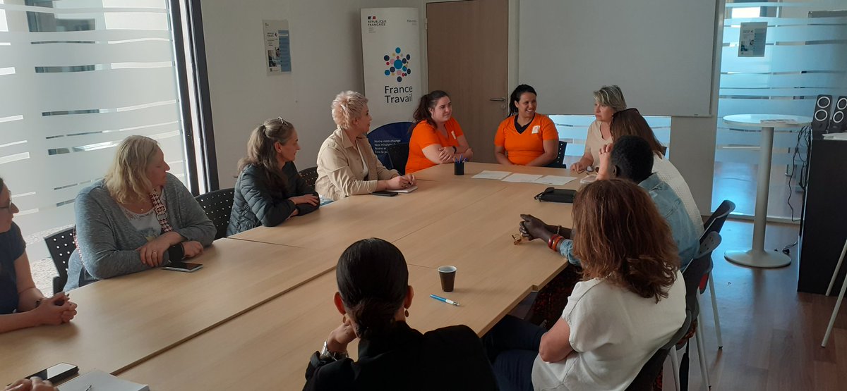 #recrutement 
Avec <a href="/FTravail_OCC/">France Travail Occitanie</a>  <a href="/Narbonne/">Narbonne</a> 
Diverses opportunités d #emplois sur les métiers qui recrutent : aide à la personne. des immersions et des embauches en direct.
Merci Domicil + amelis pour votre confiance