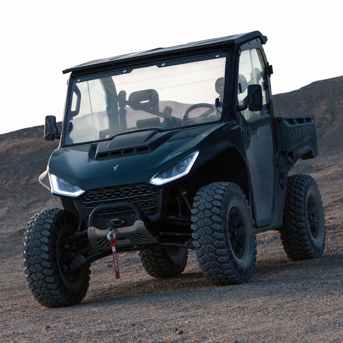 Unrivalled Utility while being easy on the wallet!

Fugleman UT6 delivers outstanding payload and towing capacity of 682kg and 700kg respectively.

All this from a frugal yet torquey 567cc, 44hp engine.

And now available with option enclosed cab for those chilly work days!