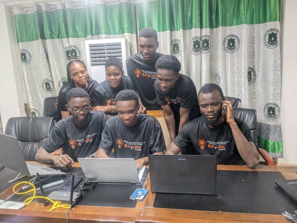 CAMERAAfrica's tweet image. 🫡 Day 3 of #AfricaBrainHack25
👋 Jambo from Team Tanzania 🇹🇿 
👋 Ki Kati from Team Uganda 🇺🇬 
👋 Ete sen from Team Tamale Ghana 🇬🇭 
👋 Na gode from Team Kano Nigeria 🇳🇬 

👩‍💻👨‍💻Coding, Decoding, making friends and building a #PowerOfExperience in #medicalai at #SPARK25