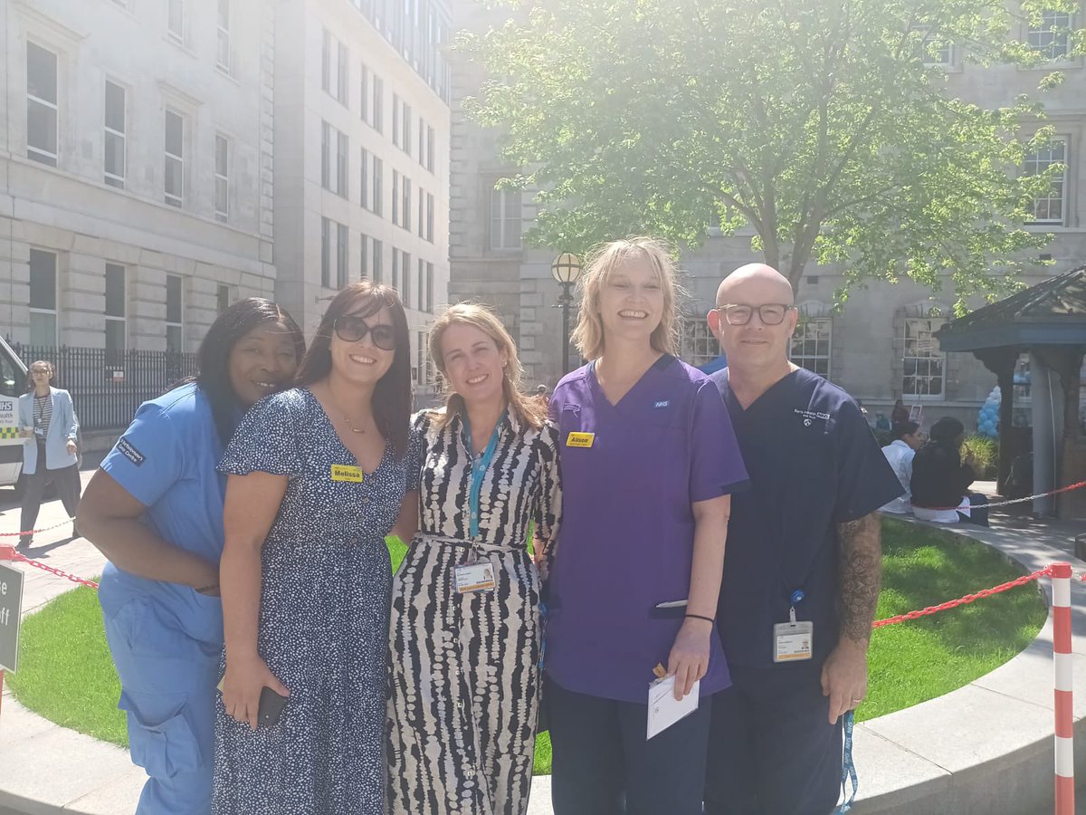 Barts Cancer Community (@cancerbarts) on Twitter photo Honoured to attend View Day at St Bartholomew’s Hospital—an inspiring glimpse into the legacy, innovation, and dedication driving the UK’s leading Cancer & Heart centres <a href="/mdstbarts/">Charles Knight OBE</a> <a href="/NHSBartsHealth/">Barts Health</a> <a href="/shanedegaris/">Shane Degaris</a> <a href="/CAlexanderNHS/">Caroline Alexander</a> Honoured to attend View Day at St Bartholomew’s Hospital—an inspiring glimpse into the legacy, innovation, and dedication driving the UK’s leading Cancer & Heart centres <a href="/mdstbarts/">Charles Knight OBE</a> <a href="/NHSBartsHealth/">Barts Health</a> <a href="/shanedegaris/">Shane Degaris</a> <a href="/CAlexanderNHS/">Caroline Alexander</a>