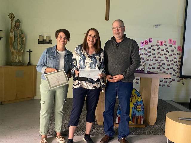 Congratulations to Verna Mabin &amp; Jodie Gross! 🎉 Holy Spirit School is proud to recognize Verna Mabin and Jody Gross for their outstanding commitment and dedication through their Long Service Awards.  Thank you for your unwavering passion, leadership, and care. 📷💙