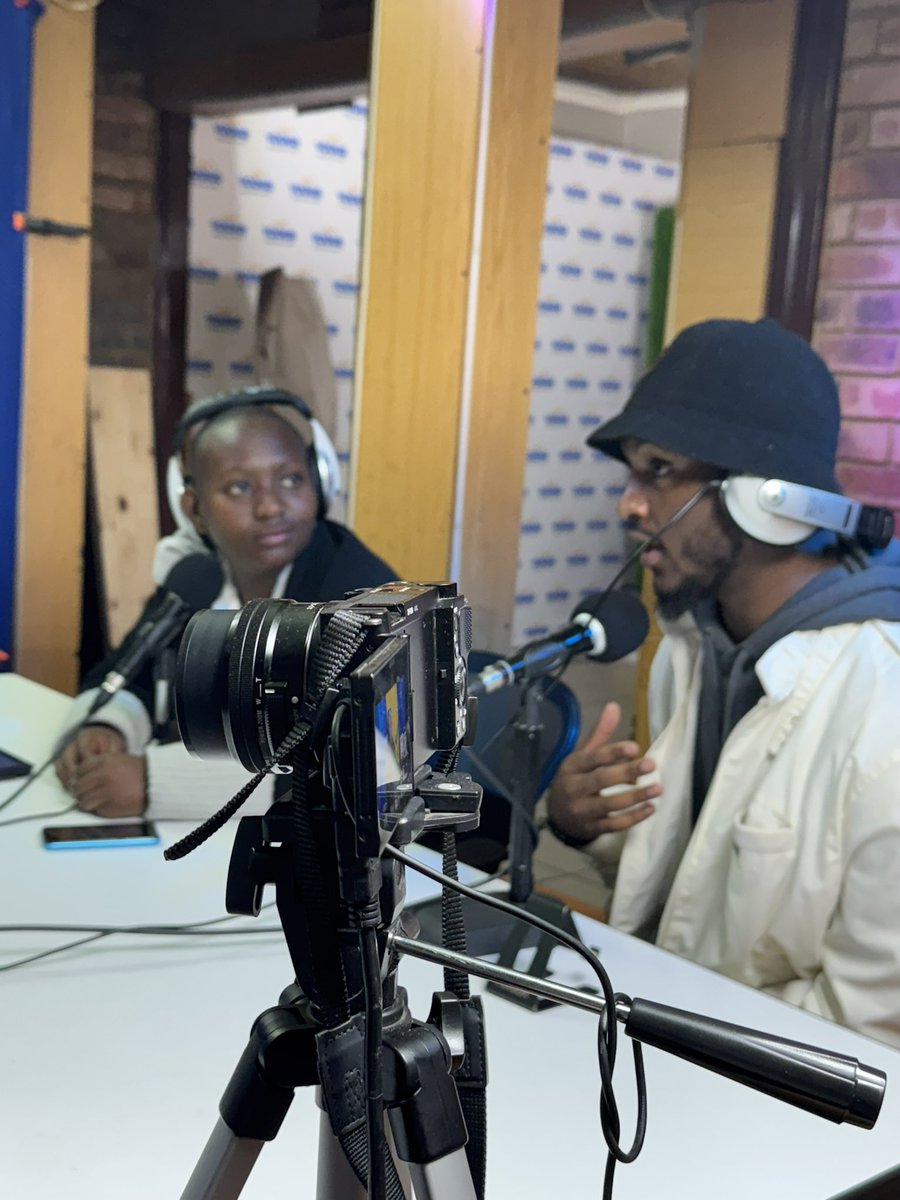 VookaDaily's tweet image. This #ComedyWednesday, we welcomed the hilarious @keketso_hutamo — Vosloorus’ finest and your new fave comedian! Undiluted and Unfiltered 🤣

SUBSCRIBE to catch us live from 7AM on #VookaBreakfast.
#DilutedLaughs | #MzansiComedy | #HiddenGems