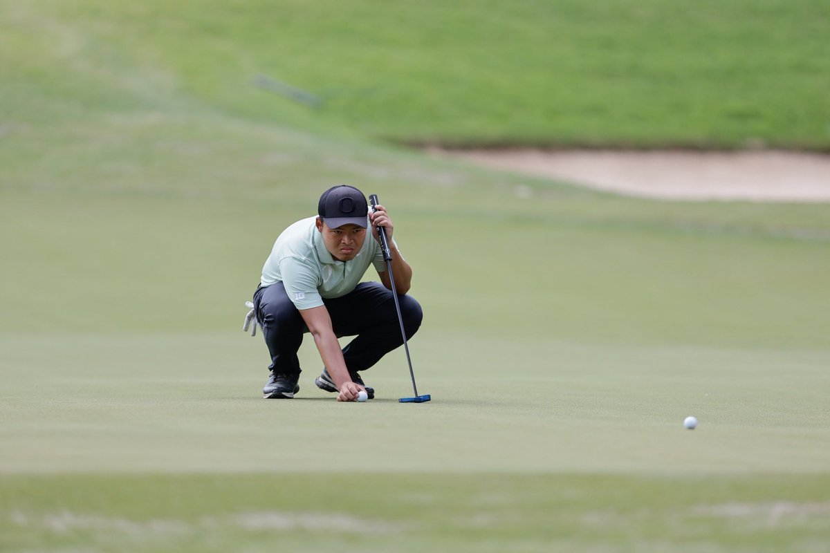 The Ducks are off in the final round!

📊 t.ly/RhKRb

#GoDucks