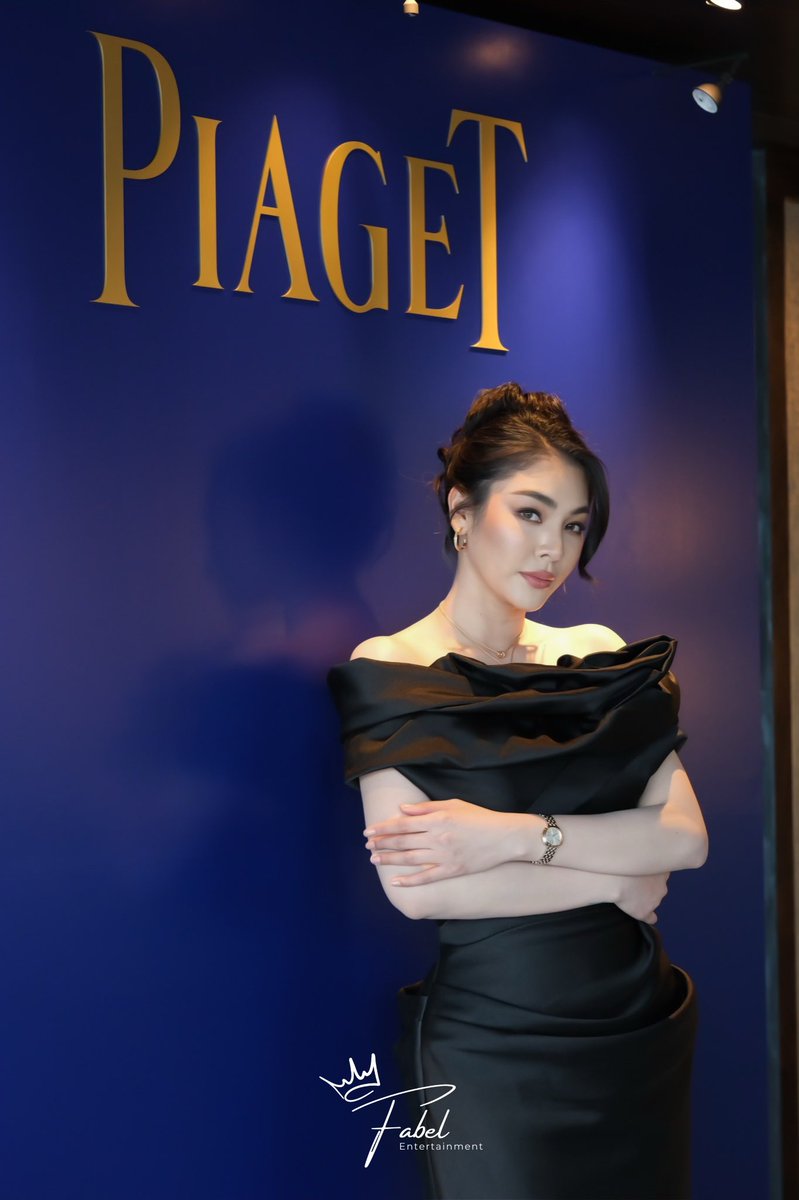 So beautiful! 🫠🌻

PIAGET PLAY OF SHAPES X FAYE
#FayePerayaxPiaget