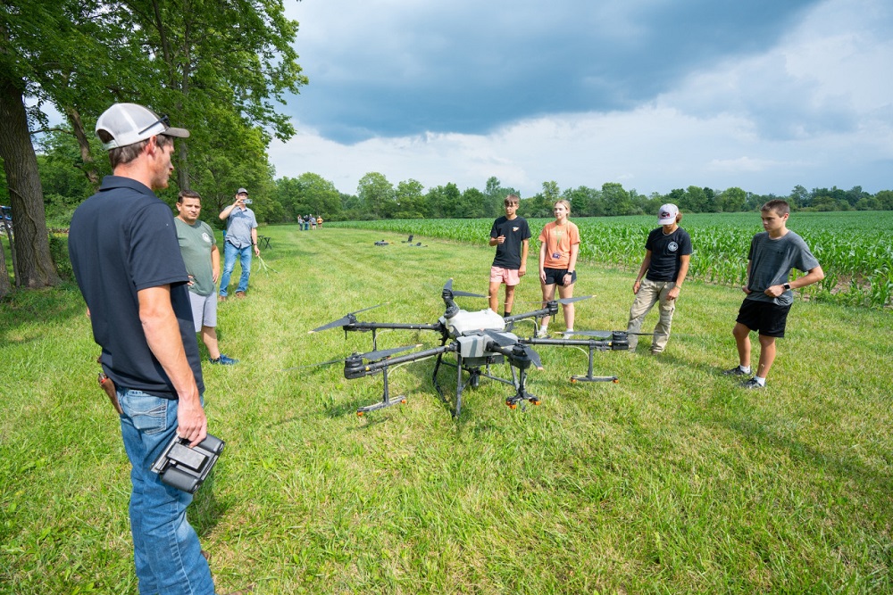 Hoosier Ag Today (@hoosieragtoday) on Twitter photo If your son or daughter is in high school and they’re interested in a career in agriculture, you can sign them up to attend the Agbioscience Academy at <a href="/HuntingtonU/">Huntington University</a> from June 23-27. The cost is only $250 per student! <a href="/HuntingtonAg/">HU Ag Institute</a>
CHECK OUT THE VIDEO: youtube.com/watch?v=V_25gp… If your son or daughter is in high school and they’re interested in a career in agriculture, you can sign them up to attend the Agbioscience Academy at <a href="/HuntingtonU/">Huntington University</a> from June 23-27. The cost is only $250 per student! <a href="/HuntingtonAg/">HU Ag Institute</a>
CHECK OUT THE VIDEO: youtube.com/watch?v=V_25gp…