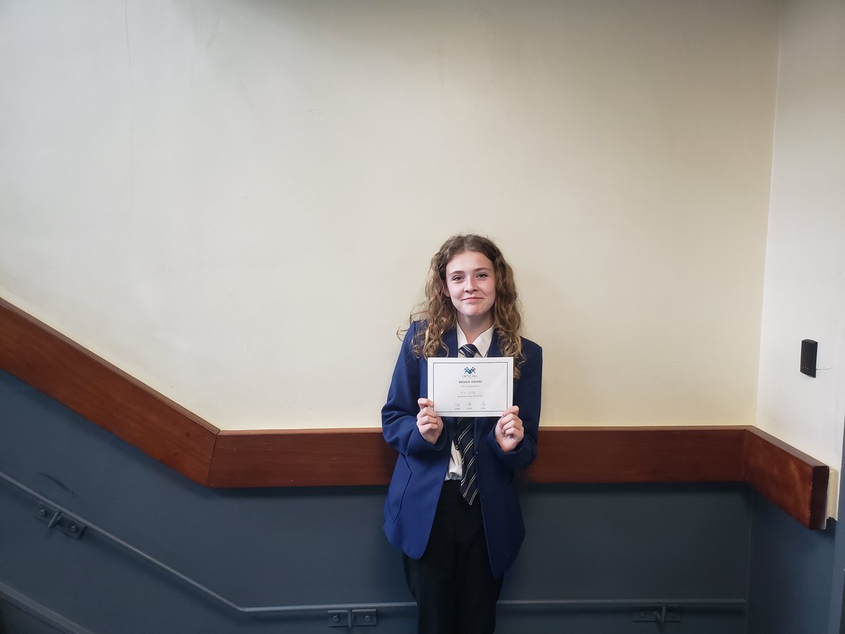 Our AMAZING Year 7 Bronze Award students! 🎉
A special well done to Erin who was the first student to achieve 800 points = Bronze Award 🥉
We are incredibly proud of you all🤩
#AcademicExcellence #DevelopingCharacter #RaisingAspirations