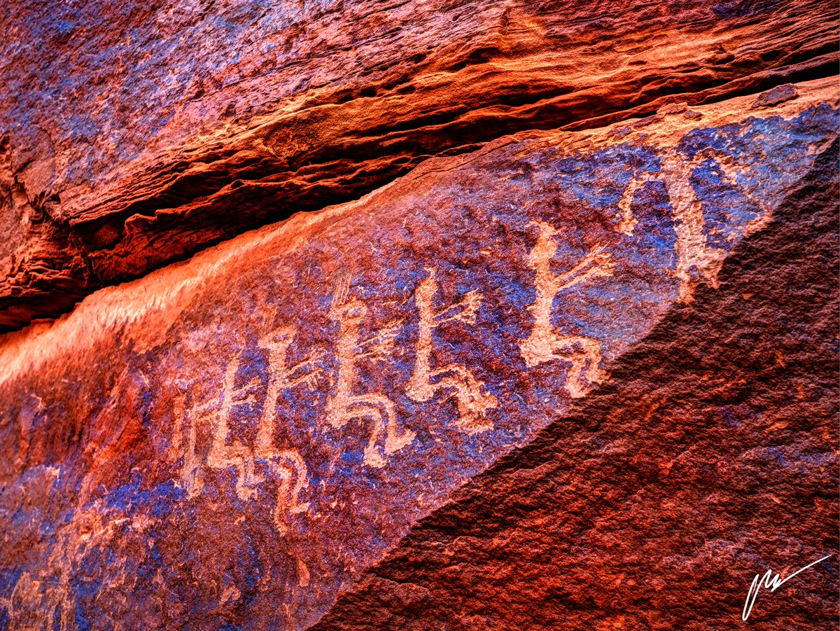 Gary Orona (@gary_orona) on Twitter photo What's happening in this ancient petroglyph? Send your interpretation! #petroglyphs #puzzles <a href="/Misstabstevens/">Tabitha Stevens</a> What's happening in this ancient petroglyph? Send your interpretation! #petroglyphs #puzzles <a href="/Misstabstevens/">Tabitha Stevens</a>