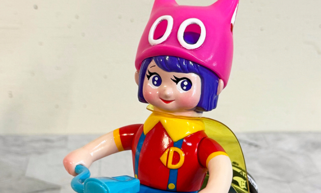 アトリエ・エードットの「猫耳ヘルメット ダー子」が「三輪車」になっ