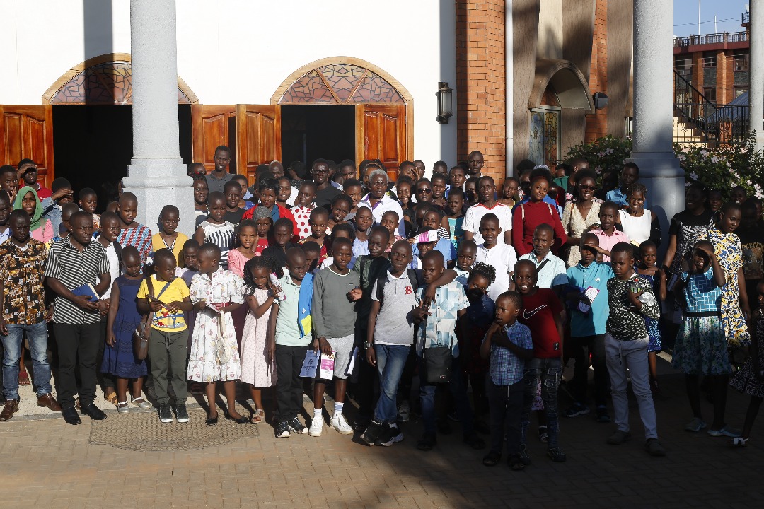 Maama Faith Luwalira Foundation (MAFLF) (@faithmaama) on Twitter photo EKIBAYA/THE CRADLE- Some of the children that attended this year's in a group photo with Maama Faith Nakitende Kityo Luwalira at <a href="/mengosenior/">Mengo Senior School</a>.
<a href="/BishopsVoice/">Namirembe Diocese</a> <a href="/NamirembeYouth/">Namirembe Diocese Youth Department</a> <a href="/coufamilytv/">COU Family TV</a> <a href="/NamCathedral/">Namirembe Cathedral</a> <a href="/BugandaKingdom_/">Buganda Kingdom</a> <a href="/UNYouthAffairs/">UN Youth Office</a> <a href="/NdejjeUnive/">Ndejje University</a> <a href="/GayazaJunior/">Gayaza Junior School</a> EKIBAYA/THE CRADLE- Some of the children that attended this year's in a group photo with Maama Faith Nakitende Kityo Luwalira at <a href="/mengosenior/">Mengo Senior School</a>.
<a href="/BishopsVoice/">Namirembe Diocese</a> <a href="/NamirembeYouth/">Namirembe Diocese Youth Department</a> <a href="/coufamilytv/">COU Family TV</a> <a href="/NamCathedral/">Namirembe Cathedral</a> <a href="/BugandaKingdom_/">Buganda Kingdom</a> <a href="/UNYouthAffairs/">UN Youth Office</a> <a href="/NdejjeUnive/">Ndejje University</a> <a href="/GayazaJunior/">Gayaza Junior School</a>