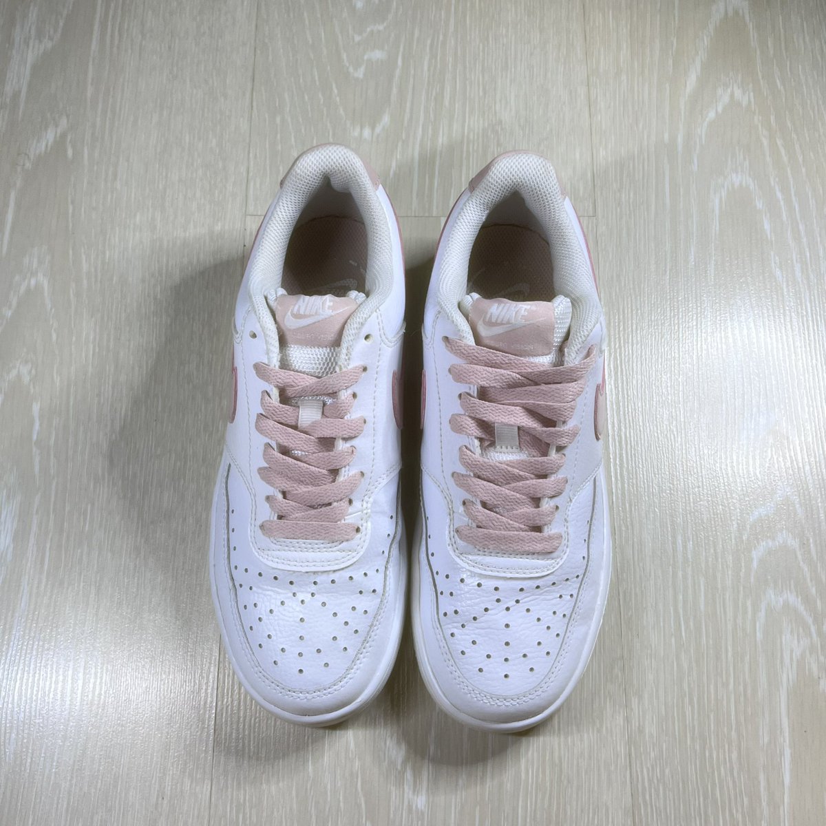 jonJungkook_1's tweet photo. Nike Court Vision Low 
ของแท้💯
Size38/24ราคา390฿
ส่ง49
พื้นเต็ม ซอฟเดิม สภาพดี
#รองเท้ามือสองของแท้ #รองเท้าผ้าใบมือสอง #ตลาดนัดnct127 #รองเท้าผ้าใบ #ส่งต่อรองเท้า #ส่งต่อเสื้อผ้า #เสื้อผ้ามือ2 #รองเท้าผ้าใบมือสองของแท้ #รองเท้าnike #เสื้อผ้าy2k #โล๊ะตู้ https://t.co/6WzXeFXV87