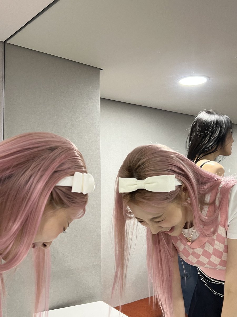 GG8_EDIT's tweet image. 규야 너무 보고싶어🥺🎂올해도 생일 축하해 
#써니야_소원이랑도_얼굴보고얘기해
#OurEternalSunshineSunnyDay