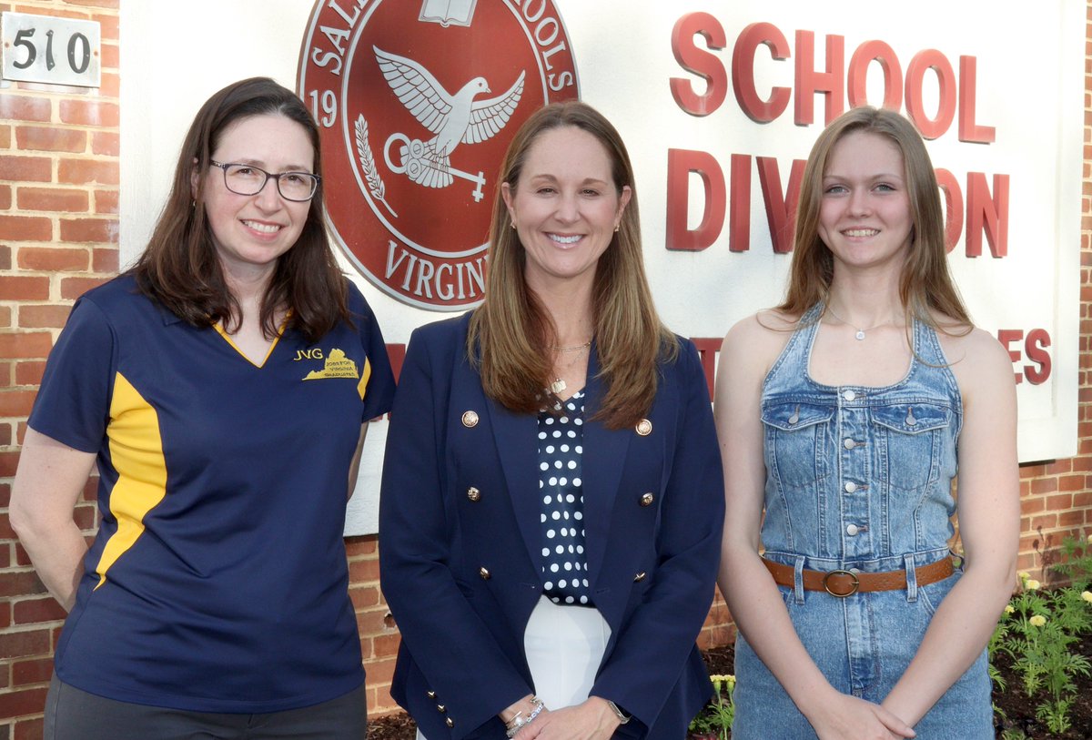 Members of the #SalemVA School Board congratulated Tommi Woo for placing in the top 5 at the Jobs for America’s Graduates National Career Development Conference in Indiana. The Salem High senior was 4th in the nation with her “Weld Like a Girl” presentation. <a href="/SalemSpartans/">Salem High School</a>