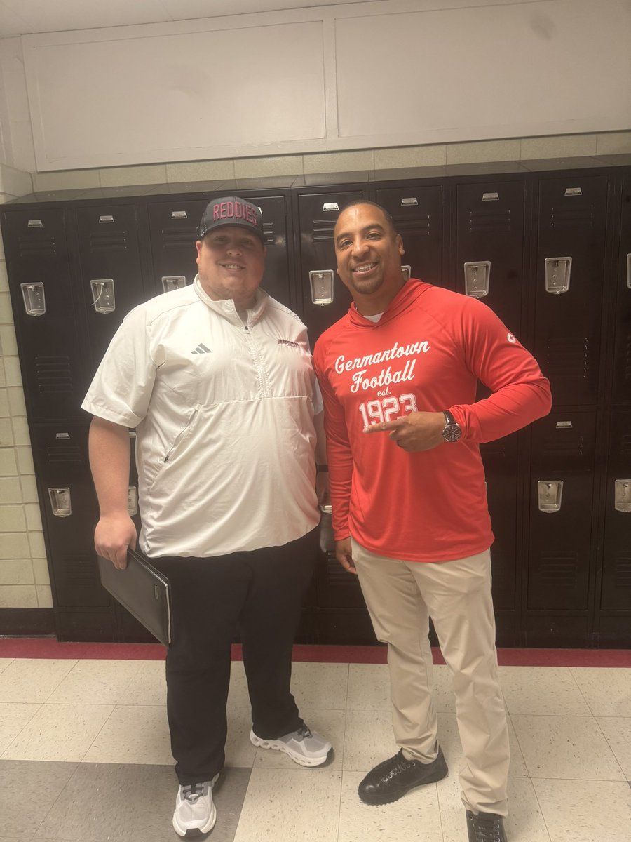 Gene Robinson III (@iamcoachgene) on Twitter photo Great to have <a href="/CoachWarehime/">Jake Warehime</a> come through to evaluate the guys! <a href="/HendersonStateU/">Henderson State U</a>
#GTownONETown Great to have <a href="/CoachWarehime/">Jake Warehime</a> come through to evaluate the guys! <a href="/HendersonStateU/">Henderson State U</a>
#GTownONETown