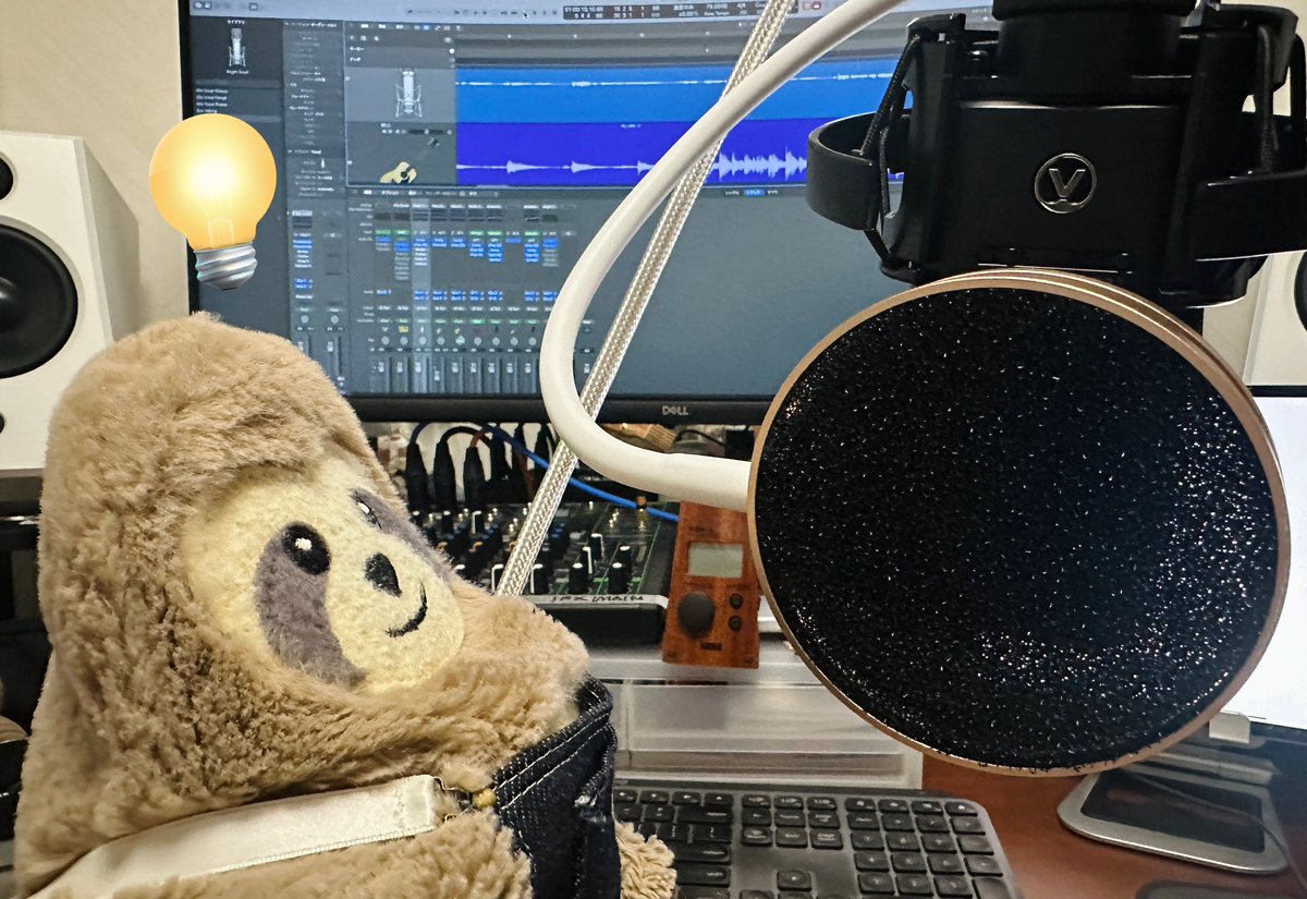 toru_hongo's tweet image. 7月中のサブスクリリースを目標に
新曲のDEMOを作っております🥳✨
今回は極力音数を少なめに、
シンプルなメロディの美しさに拘って作っていきたい♪
頑張りマッチョ〜💁🏻♂️🦥💻
#新曲 #作曲 #LogicProX #DTM