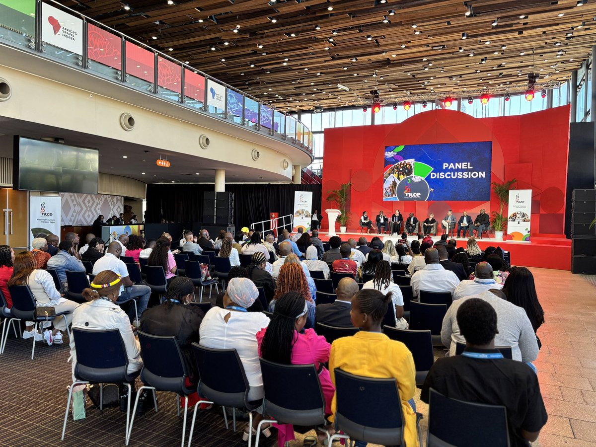 Hitekani Magwedze (@hitekanimag) on Twitter photo <a href="/MatibeTB/">Tshitereke Matibe</a> <a href="/LimpopoLEDET/">LimpopoLEDET</a> <a href="/OtpLimpopo/">Limpopo Provincial Government</a> Panel discussions at the networking session laboured on challenges faced by industry in absorbing graduates with outdated and ineffective skills at establishments. <a href="/MatibeTB/">Tshitereke Matibe</a> <a href="/LimpopoLEDET/">LimpopoLEDET</a> <a href="/OtpLimpopo/">Limpopo Provincial Government</a> Panel discussions at the networking session laboured on challenges faced by industry in absorbing graduates with outdated and ineffective skills at establishments.