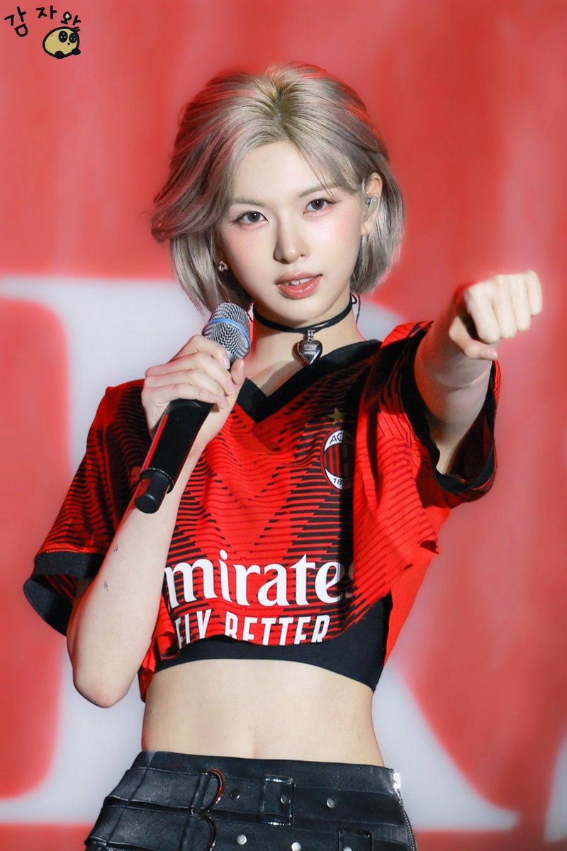 넘 잘생겨서 미치겠다👊

#배이 #BAE #엔믹스 #NMIXX