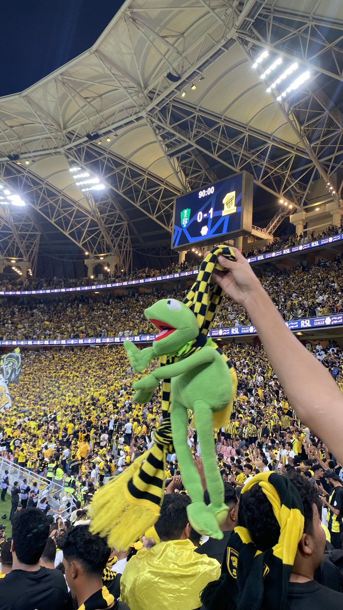 غداً لقياك 
غداً ليلة الحسم 
غداً عيد لكل مشجع إتحادي 
من أرض القصيم العميد رغم أنف الجميع بطلاً لدوري روشن 2025 💛