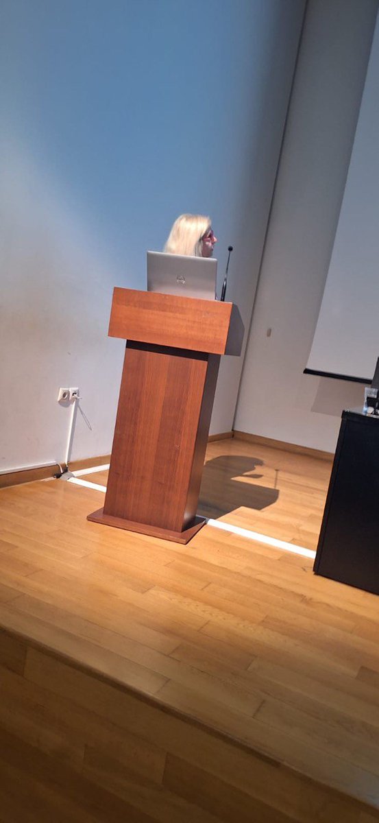 Recrop22157's tweet image. Maria Angeles Pedreno (University of Murcia 🇪🇸):
🌱Plant cell culture biostimulants fight salinity in tomato seeds. 
#IntegrativeAgriculture #RECROP2025 #FoodSecurity #ClimateChange #RECROPCOST #CropResilience