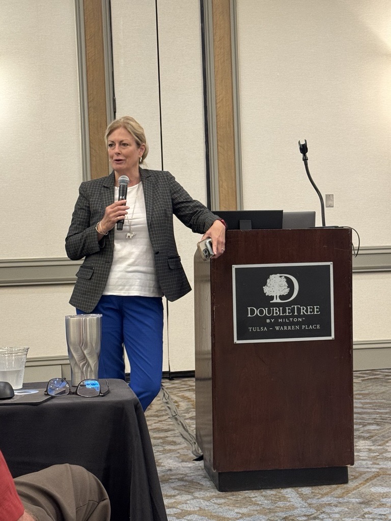 Kim David tweet media