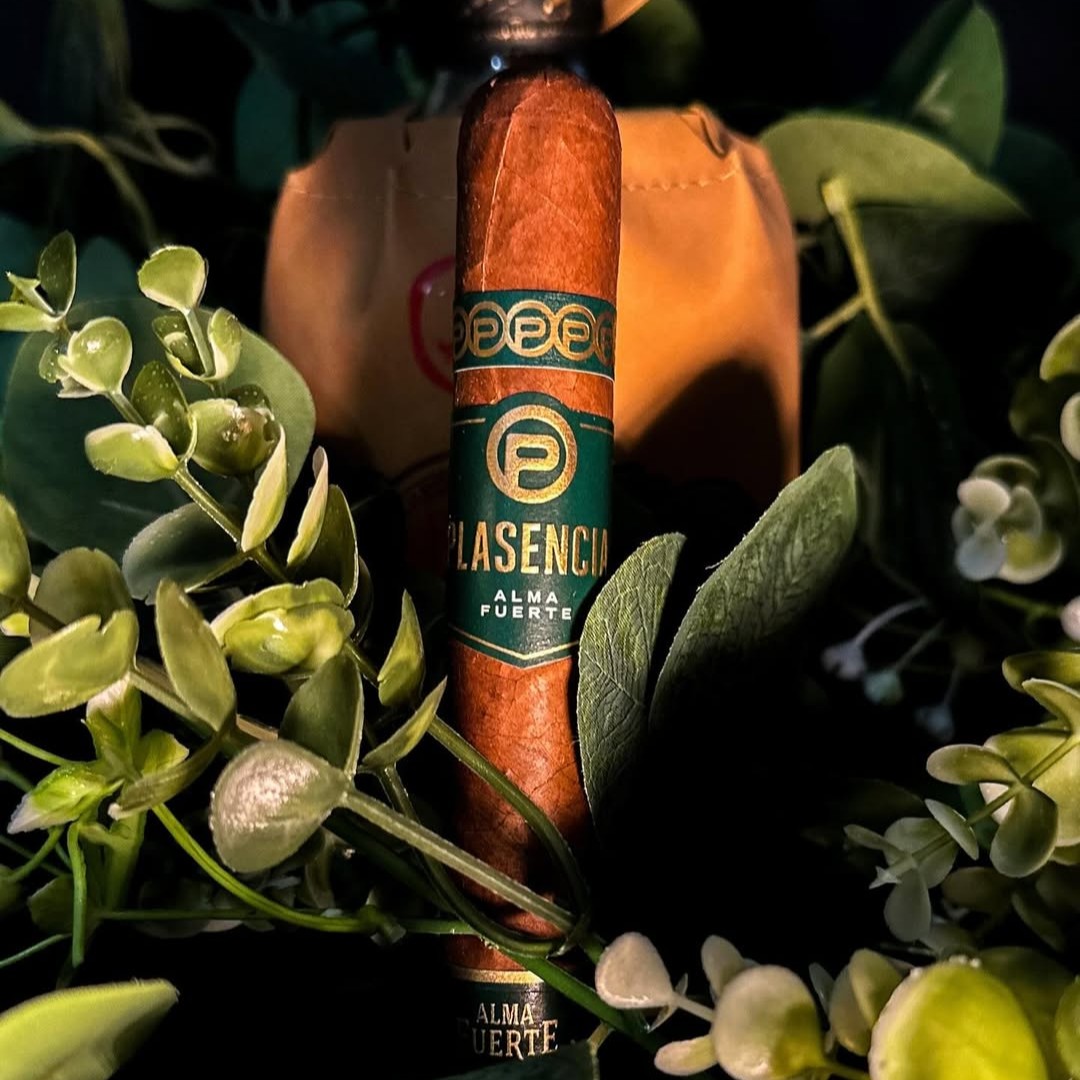 Experience the taste of elegance and sustainability in every leaf. ​

📸: @cigarsunleashed