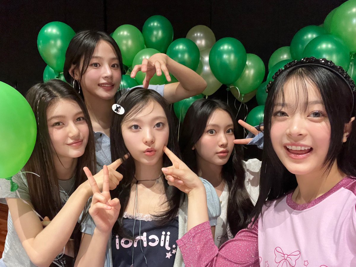本日5月15日はヘリンの19歳の誕生日です！

#으음_이르케_해린이날이구나아
#HAPPY_HAERIN_DAY
#KittyKangDay