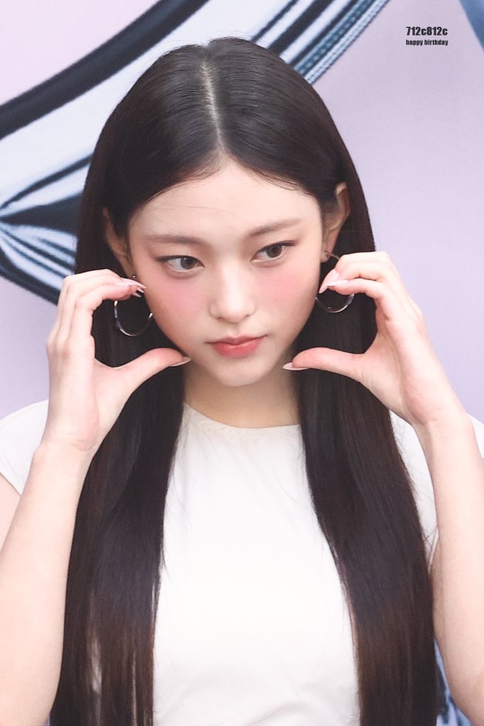 cyk2153's tweet image. 会えてよかったな🫧本当に よかったです

#으음_이르케_해린이날이구나아
#HAPPY_HAERIN_DAY
#KittyKangDay