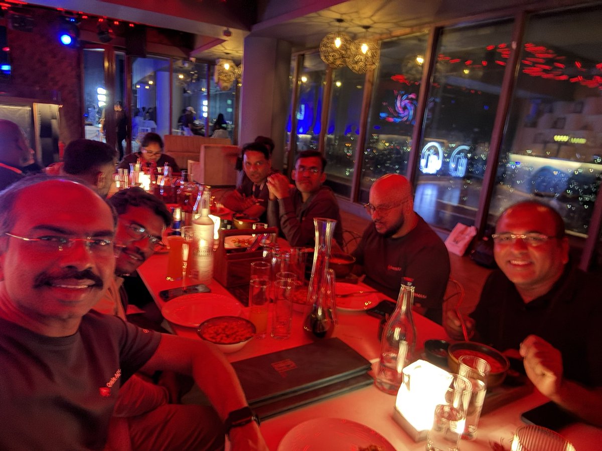 drdalvi's tweet image. Cheers to all the Bright Minds of Oracle Technologies!
Oracle ACE Dinner, for the First time in India, after a great day - Dev Tour in Bengaluru, India
Thanks to #OracleACE and #OrclAPEX Leaders for organising 💕 #Oracle