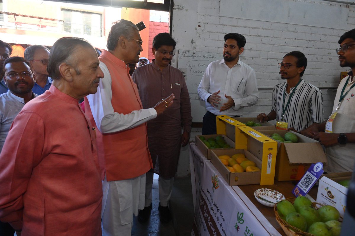 Inauguration of kesar keri mahotsav 2025 

By shri. Raghavjibhai Patel,
Hon’ble minister of agriculture, animal husbandry, cow-breeding, Fishries, Rural housing and development, Gujarat