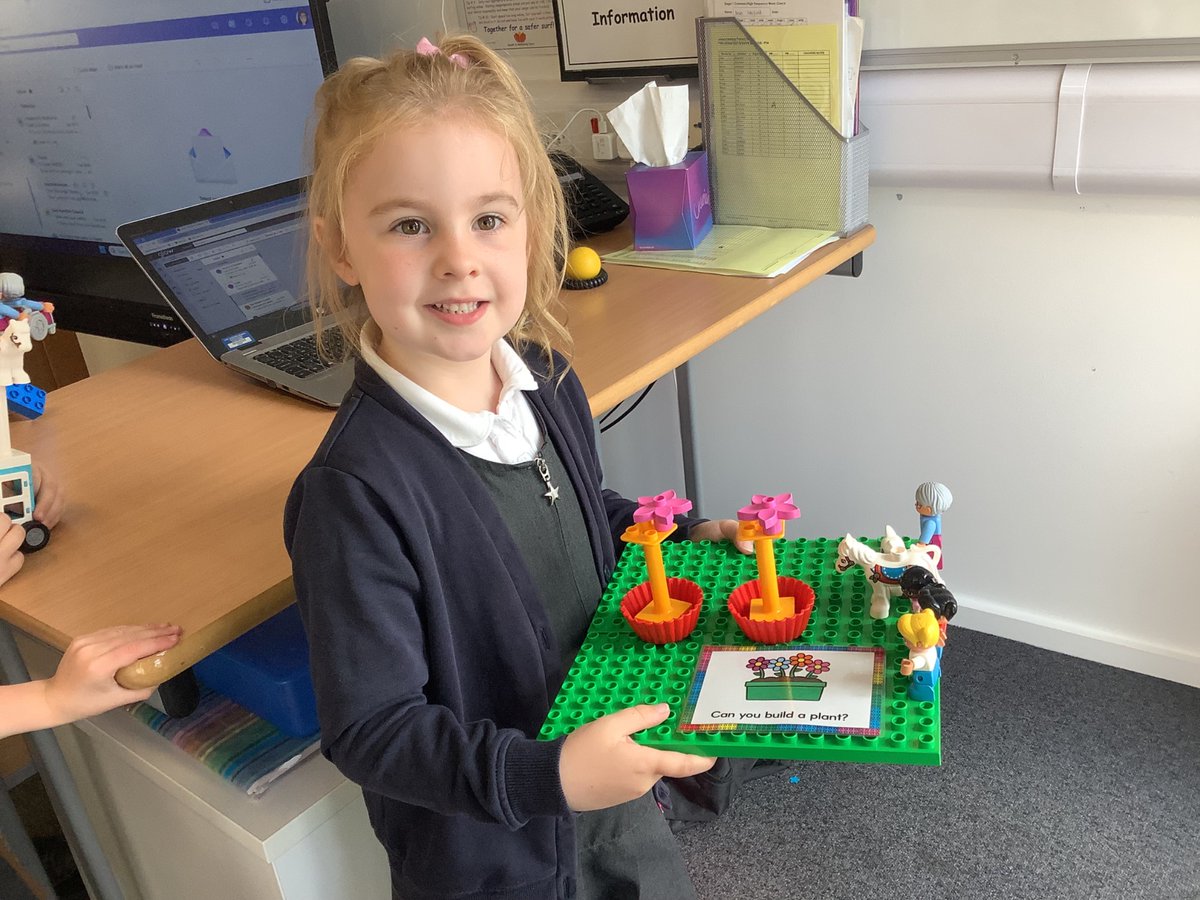 JHP_SnCN_SanCN's tweet image. P1a took part in a Lego challenge to build spring themed Lego puzzles. #WorldofWorkWeek #DYW