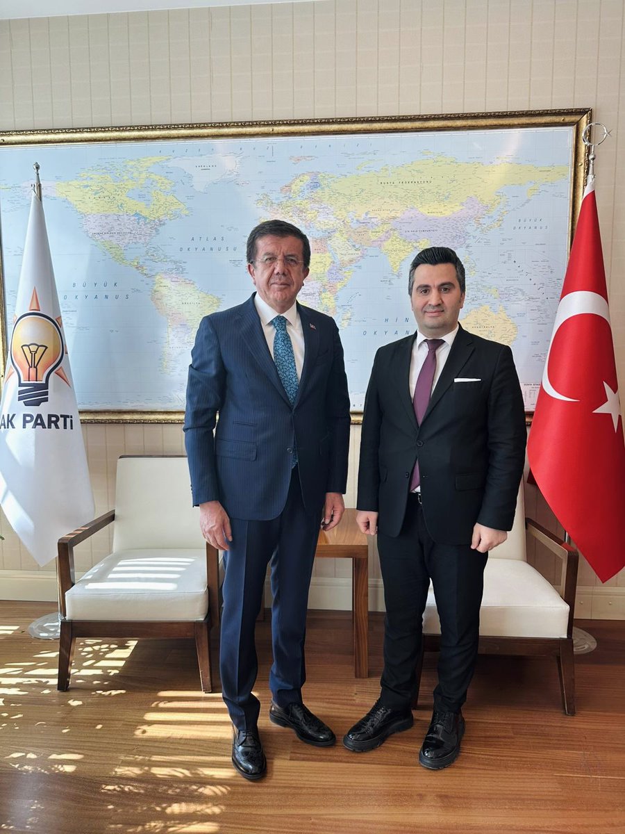 AK Parti Genel Başkan Yardımcısı, Ekonomi İşleri Başkanı Sayın Nihat Zeybekci’yi ziyaret ettik. Misafirperverliği ve hoş sohbeti için kıymetli Bakanımıza teşekkür ediyor, çalışmalarında kolaylıklar diliyorum.