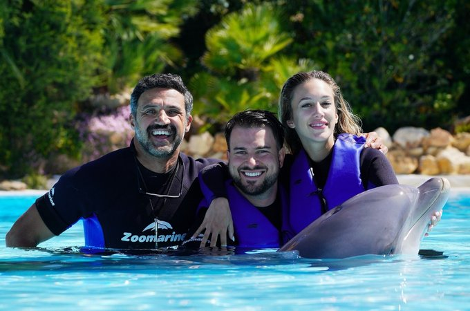 pequenaflorinha's tweet photo. Fora do Reality... 🐬🐬🐬
Há mais vida... para sorrir, recordar e celebrar... 🫶
#HugoAndrade
#FranciscoMonteiro
#BarbaraParada https://t.co/8OuvZFBkIq