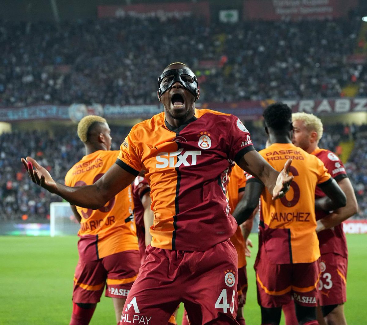 Böyük komanda olmaq, winner komanda olmaq belə şeydir. Galatasaray bu il istəməyə-istəməyə Türkiyə Kubokunu uddu. Fevralda Galatasaray qrupda qalmaq üçün demək olar ikinci heyətlə çıxmışdı. Sadəcə daha az sarı kart gördükləri üçün qrupdan çıxa bildilər. Amma sonda kuboku uddular