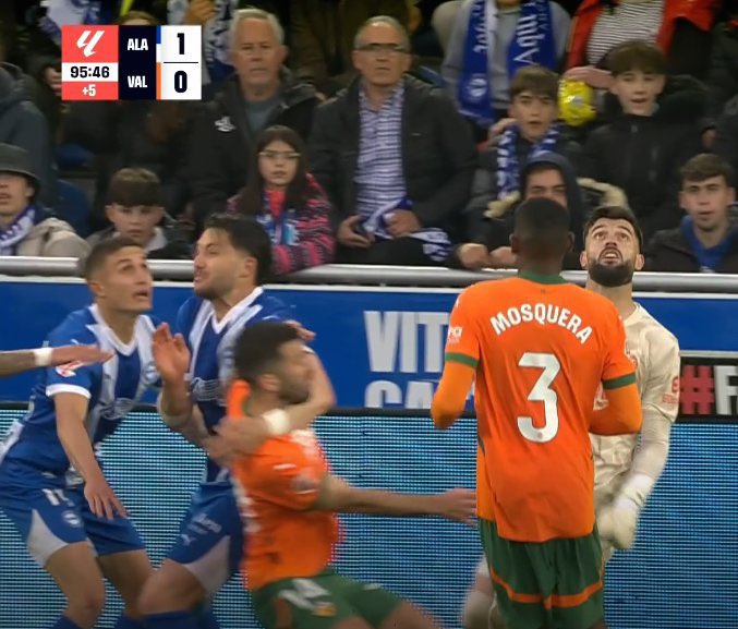 📻 ⚽️ Escolta la retransmissió del <a href="/Alaves/">Deportivo Alavés</a> 1-0 <a href="/valenciacf/">Valencia CF</a> en <a href="/Capital_vlc/">Valencia Capital Radio</a>:

🎙<a href="/pacolloret_/">Paco Lloret</a>, <a href="/LuisUrrutiaB/">Luis Urrutia</a>, <a href="/cegeavivo/">Carlos Egea</a>, Lagardera, Rodri i <a href="/AbelMartiSerra/">Abel Martí Serra</a>

•Prèvia: go.ivoox.com/rf/146729680

•Partit: go.ivoox.com/rf/146729793

•Post: go.ivoox.com/rf/146730376
