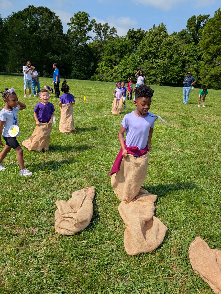 BrandiVestal1's tweet photo. Field Day Fun!!!! Ms. Brandi even got in the jumper with the kids! @JMCSchools @suptking @NovaLearn1 https://t.co/BhWLj0zMNv