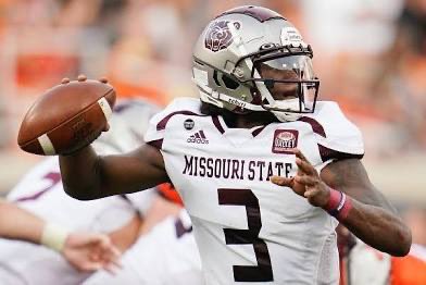 #AGTG Blessed to receive an offer from <a href="/MoStateFootball/">Missouri State Football</a> <a href="/CoachClowney87/">Coach David Clowney</a> ! Thank you for believing in me!
<a href="/coachj_rhodes/">Coach J. Rhodes</a> 
<a href="/LionscoachPrice/">Todd Price</a> 
<a href="/WarhillF/">Warhill Football</a> 
<a href="/QBHitList/">QBHitList.com</a> 
<a href="/Rivals/">Rivals</a> 
<a href="/RivalsFriedman/">Adam Friedman</a> 
<a href="/PrepRedzoneVA/">Prep Redzone Virginia</a> 
<a href="/WillVapreps/">Will Vapreps Garlick</a>