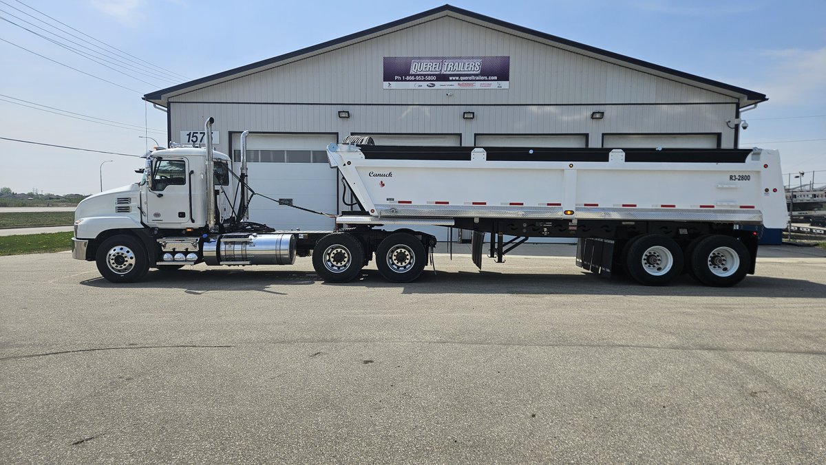 RichardWiebe204's tweet image. We would like to thank BNM Works Inc. on the purchase of this new Canuck Trailers tandem axle all steel end dump. #quereltrailers #canucktrailers #haulmore #everyhaul #enddump #graveltrailer