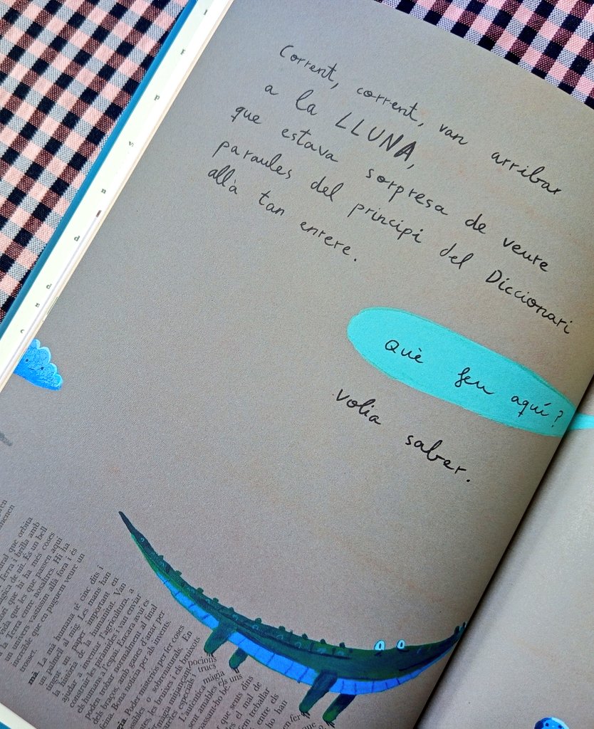 No acostumo a ensenyar els àlbums il·lustrats per dins, però deixeu-me que faci una excepció amb aquest: el tàndem Oliver Jeffers i Sam Winston han tornat a fer no només una història preciosa, sinó també una composició plàstica brutal. M'he enamorat. No tinc paraules 🥹