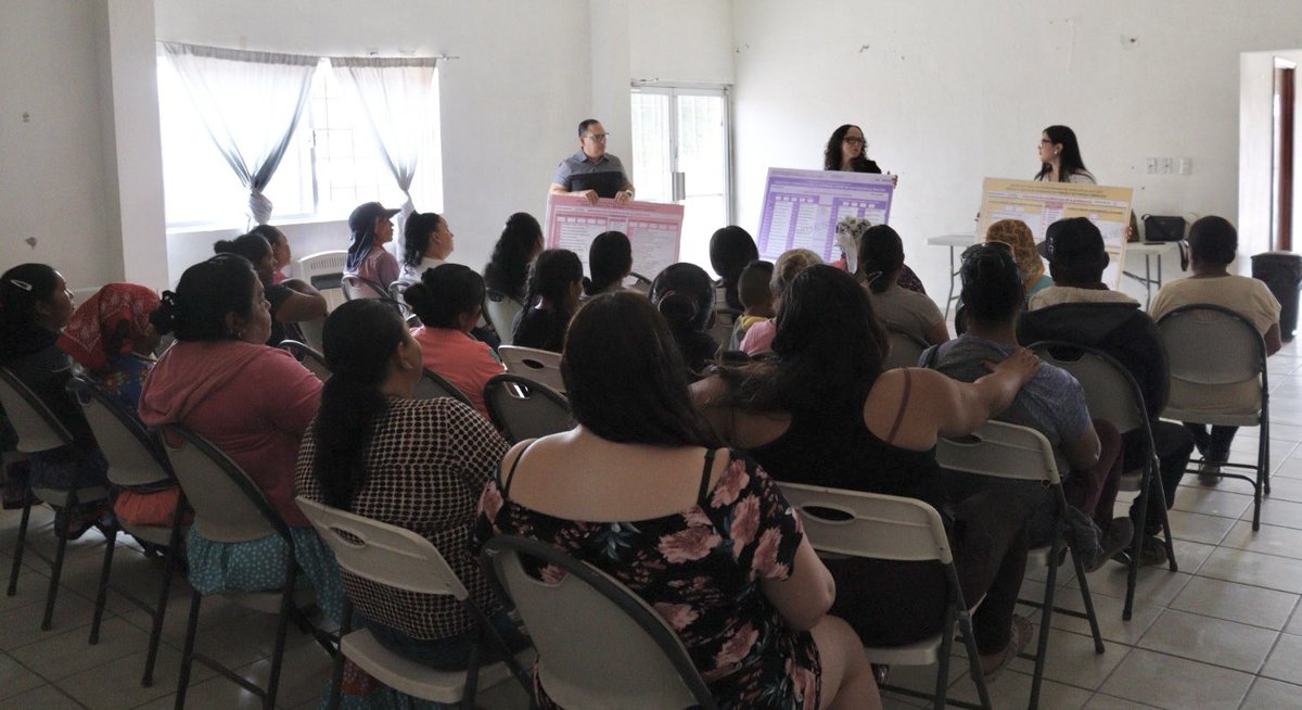 Continuamos fomentando la participación ciudadana y fortaleciendo la cultura democrática, en esta ocasión integrantes del #TEE, acudieron al asentamiento indígena Ladrillera Norte para compartir información sobre el Proceso Electoral Judicial 🗳️✨

#Difusión #CulturaDemocrática