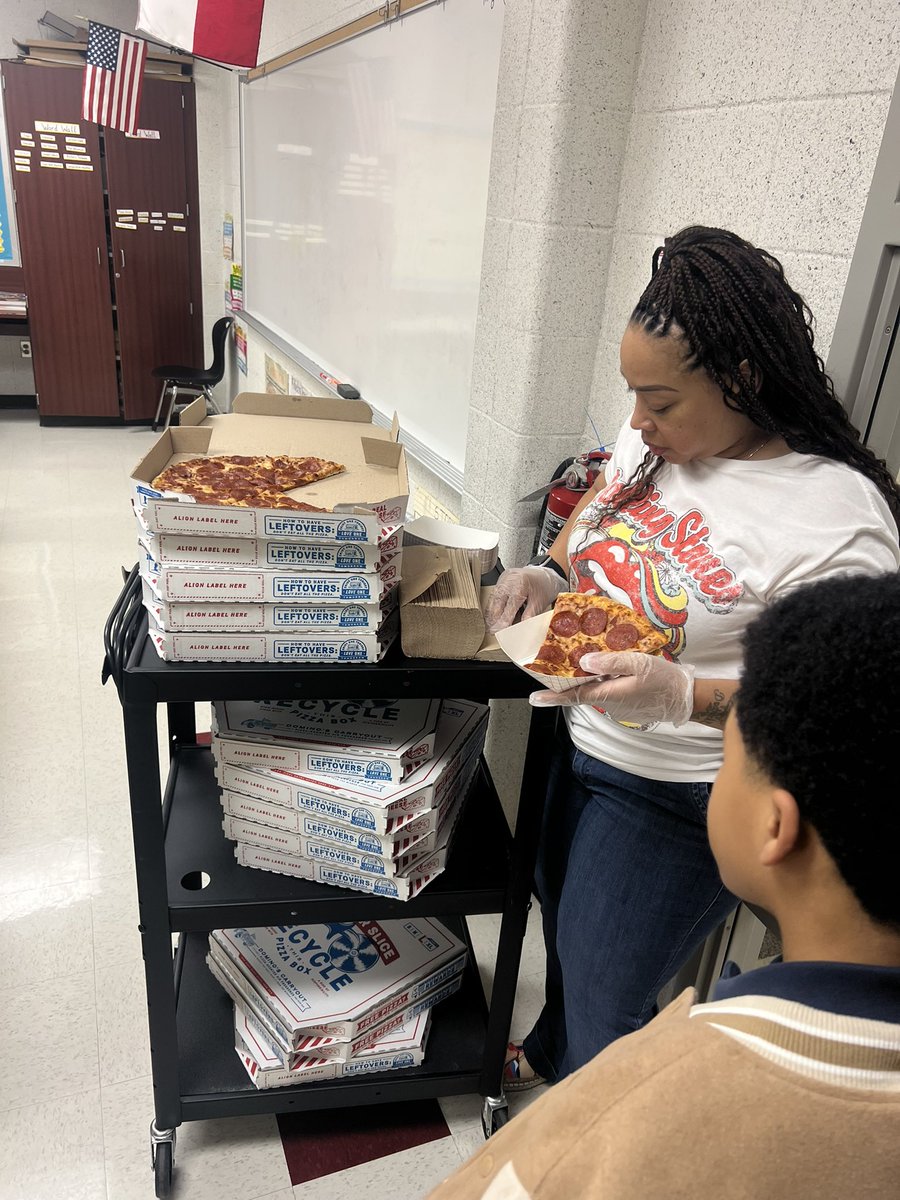 KEC_AISD's tweet image. What do you do when your students outperform last year’s attendance for the last 14 weeks in a row? You get them pizza of course! #attendancematters