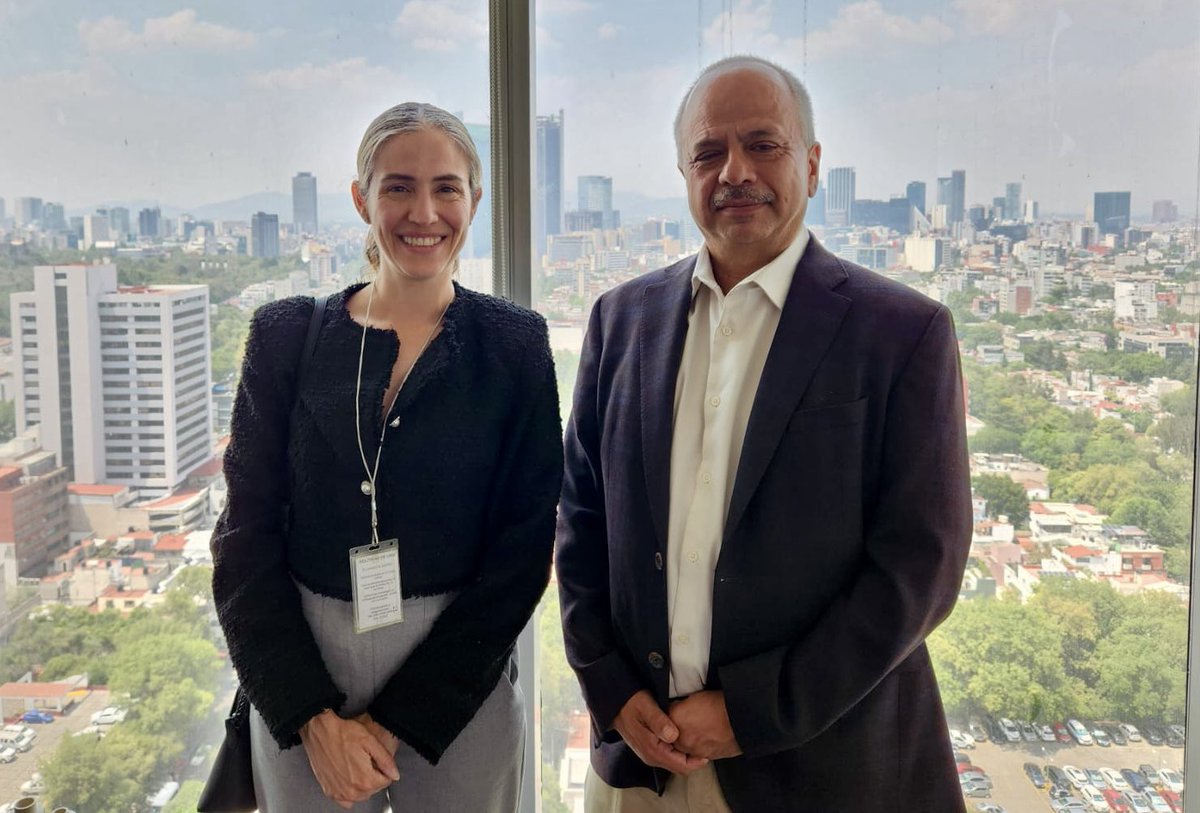 luisgure's tweet photo. Recibimos en @SE_mx a la Subsecretaria @AlvarezQueroM @SE_Tamaulipas , con quien acordamos impulsar el programa de certificación #hechoenmexico con las cooperativas en Tamaulipas, así como impulsar la formalización de cooperativas pesqueras de mujeres en Tampico https://t.co/5APvxJkqAL