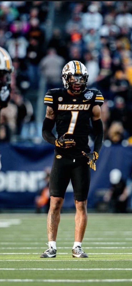 Marshaun Ivy (@m_ivy7) on Twitter photo Blessed to receive an offer from University of Mizzou!🖤💛 #MIZ <a href="/ChadSimmons_/">ChadSimmons</a> <a href="/adamgorney/">Adam Gorney</a> <a href="/AllenTrieu/">Allen Trieu</a> <a href="/GregSmithRivals/">Greg Smith</a> <a href="/On3sports/">On3</a> <a href="/CoachDNic/">Derek Nicholson</a> <a href="/MizzouFootball/">Mizzou Football</a> <a href="/RitterPrep/">Cardinal Ritter College Prep Football</a> <a href="/BrennanSpain/">Coach Spain</a> <a href="/JPRockMO/">JP Rock</a> <a href="/DemetricDWarren/">Demetric D. Warren</a> <a href="/TheUCReport/">Billy Tucker</a> Blessed to receive an offer from University of Mizzou!🖤💛 #MIZ <a href="/ChadSimmons_/">ChadSimmons</a> <a href="/adamgorney/">Adam Gorney</a> <a href="/AllenTrieu/">Allen Trieu</a> <a href="/GregSmithRivals/">Greg Smith</a> <a href="/On3sports/">On3</a> <a href="/CoachDNic/">Derek Nicholson</a> <a href="/MizzouFootball/">Mizzou Football</a> <a href="/RitterPrep/">Cardinal Ritter College Prep Football</a> <a href="/BrennanSpain/">Coach Spain</a> <a href="/JPRockMO/">JP Rock</a> <a href="/DemetricDWarren/">Demetric D. Warren</a> <a href="/TheUCReport/">Billy Tucker</a>